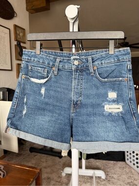 Old Navy Distressed Rolled-Hem Jean Shorts - Blue